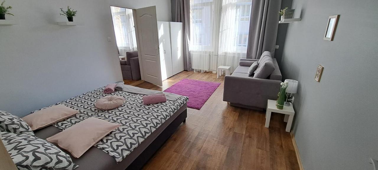 בודפשט Sweet 16 Apartment In The Party District מראה חיצוני תמונה