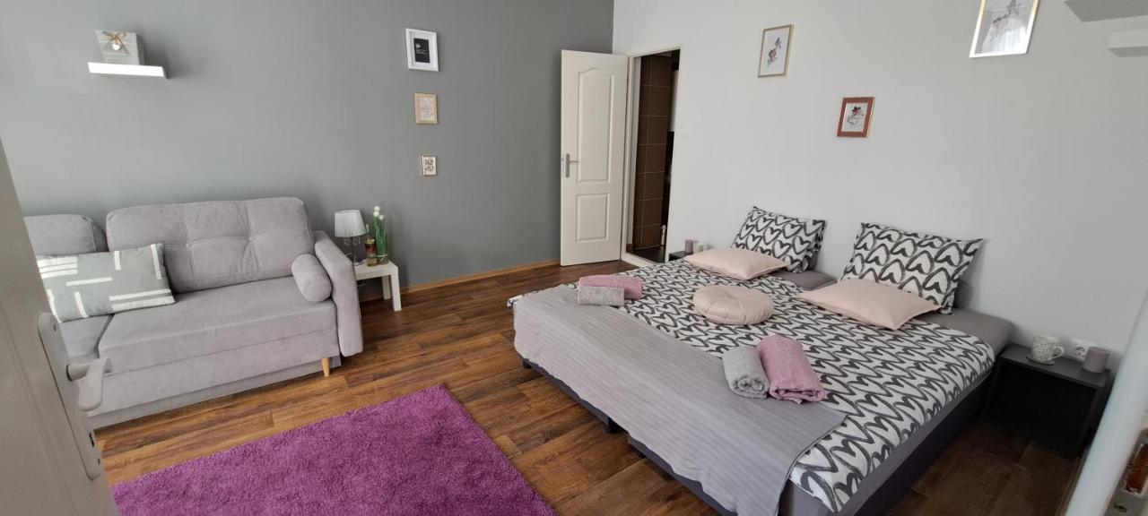 בודפשט Sweet 16 Apartment In The Party District מראה חיצוני תמונה