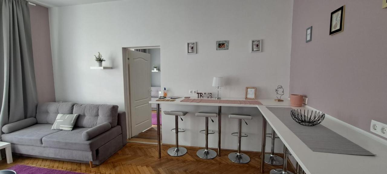בודפשט Sweet 16 Apartment In The Party District מראה חיצוני תמונה